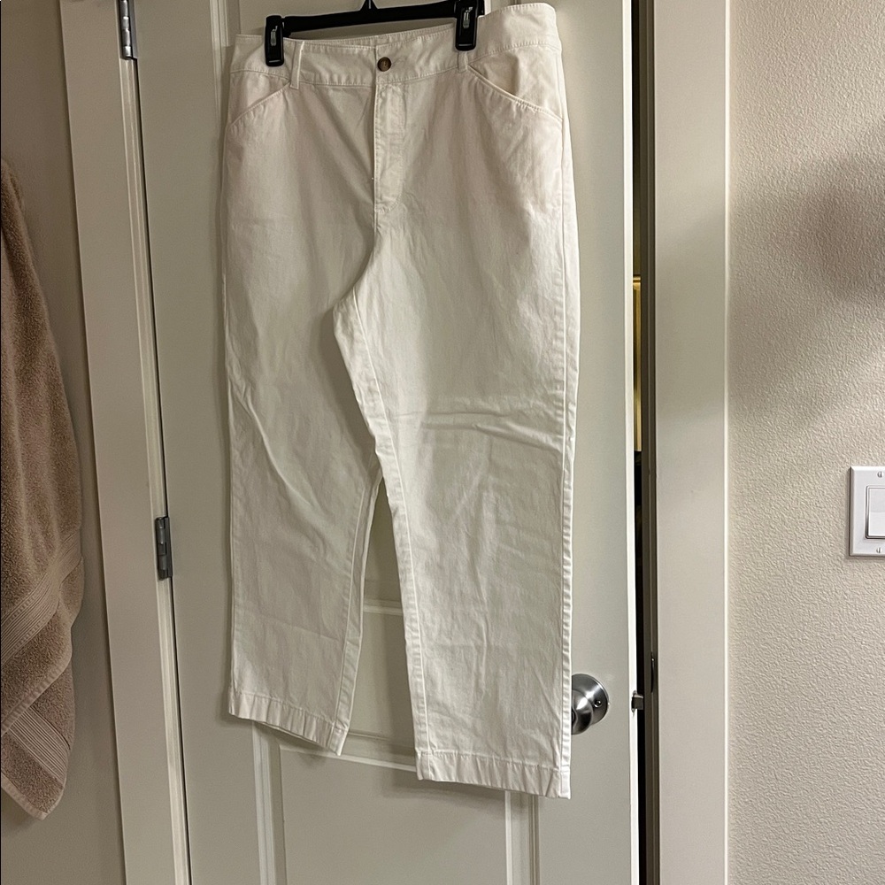 LOFT Outlet White Straight Leg Pants – Women’s Size -Size 14